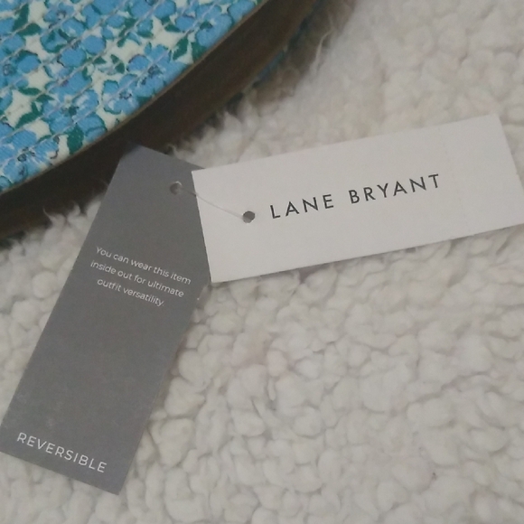 Lane Bryant Reversible Blue and Green Floral Bucket Hat NWT - Picture 3 of 4